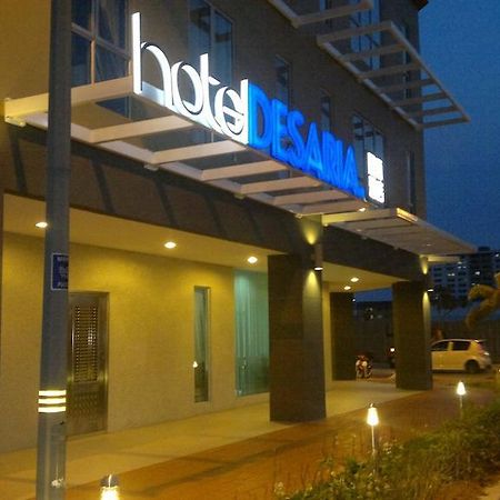Hotel Desaria Petaling Jaya Bagian luar foto