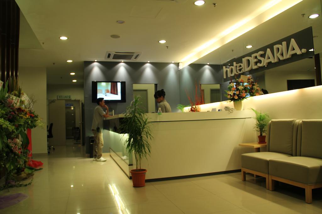 Hotel Desaria Petaling Jaya Bagian luar foto