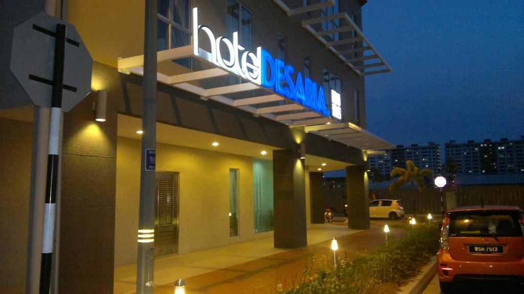 Hotel Desaria Petaling Jaya Bagian luar foto